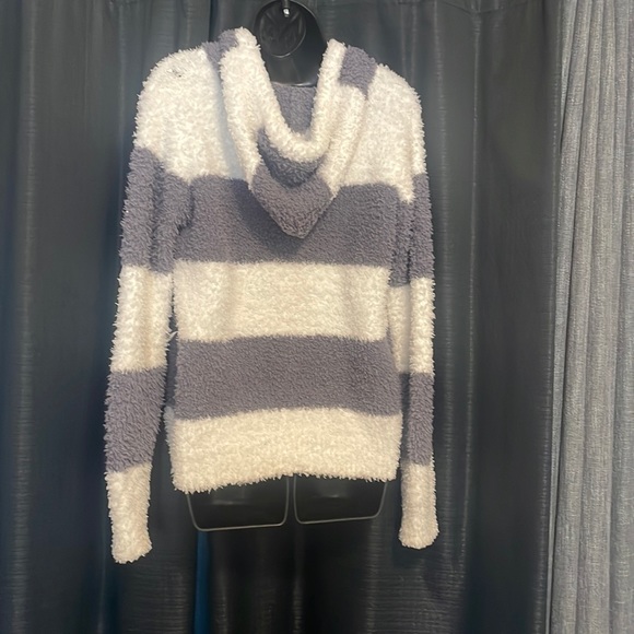 NWT Pol fleece hoodie - Picture 5 of 11